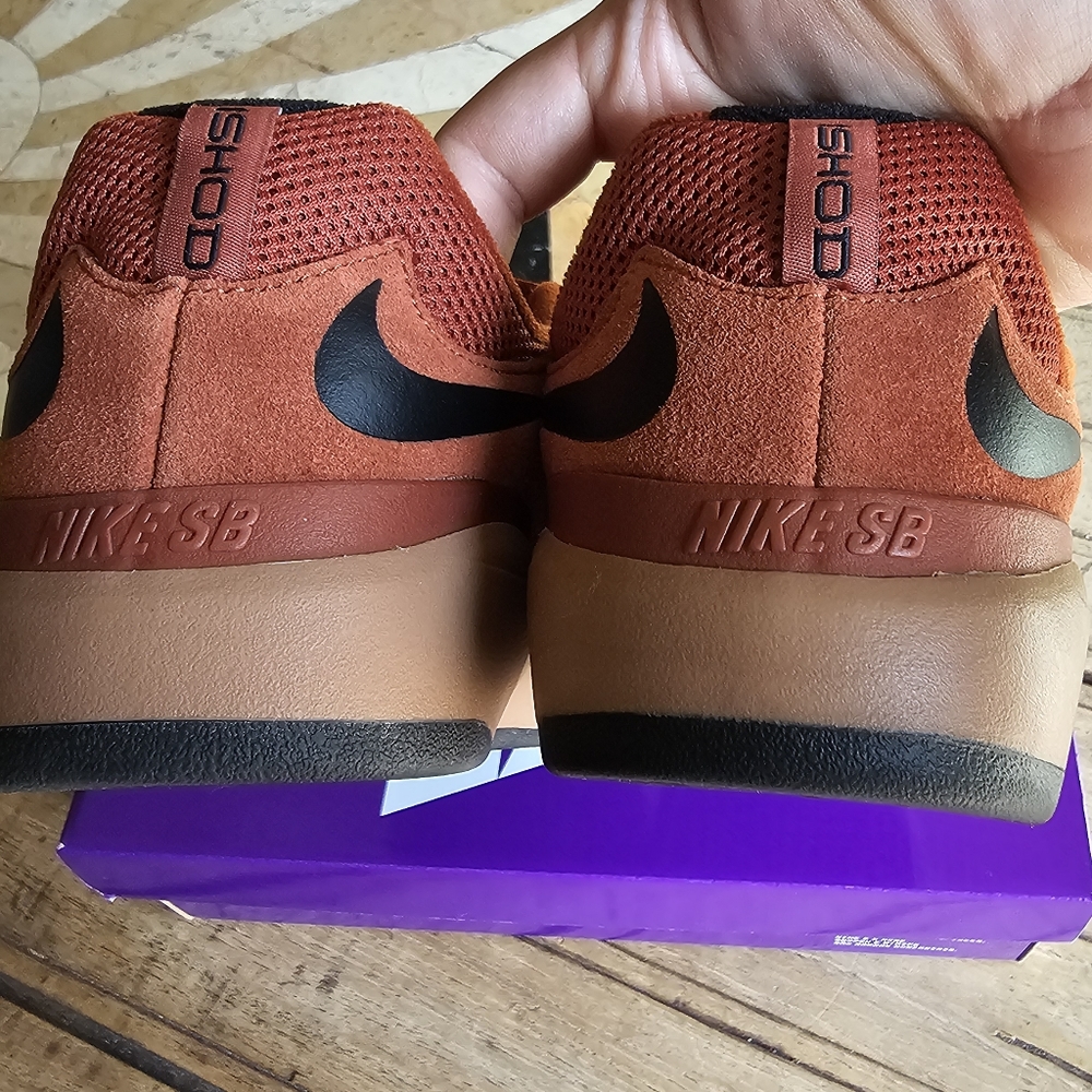 Nike SB Ishod Wair Skate Shoes - Picture 7 of 13